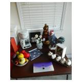 Fitz & Floyd, plus glass fruit in bowl