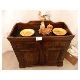 The server shows a Fitz and Floyd Rooster, and two decorative bowls