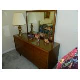 Dresser With Mirror