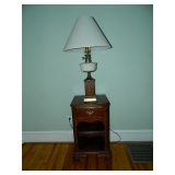 Mahogany end table & lamp