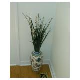 Vase with dried pussywillows