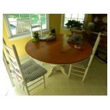 Round Kitchen Table with Six Chairs