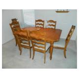Dining Room Table & 6 Chairs