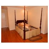 Pole/Rice Cherry Queen Size Bed