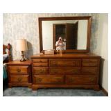 Dresser With Mirror