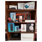 WONDERFUL CHESTNUT HILL ESTATE SALE WEDS SEPT 2ND  ELECTRONICS JEWELRY ART HOME DECOR COLLECTIBLES!