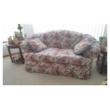 floral love seat