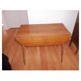 Oak drop leaf table