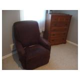 Recliner, Broyhill chest