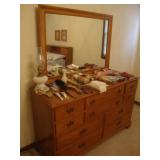 Maple dresser with mirror