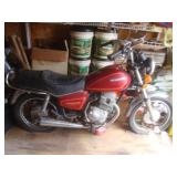 Honda Twinstar CM200T motorcycle