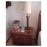 Nite stand w other Lamp of pair
