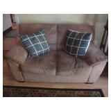 Loveseat w faux suede upholstery
