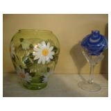 Green glass vase w painted daisies
