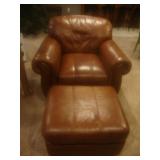 Leather chair w ottoman 