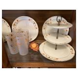 Halls "Autumn Leaf" tidbit