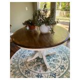 Pedestal table w 48
