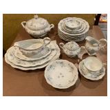 Johann Haviland china set w 12 place settings