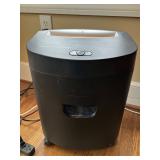 Royal paper shredder