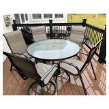 Patio table w 4 chairs