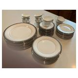 60-piece set Royal Doulton china "Sarabande"