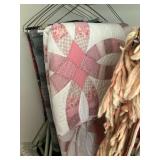 Double wedding ring quilt