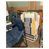 Folding lawn chairs