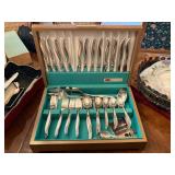 82 piece set 1847 Rogers Bros. "Leilani"