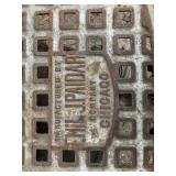 Footrest on barbershop chair