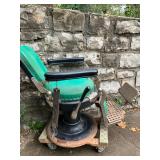 Side view of Paidar chair