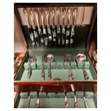 Oneida "Queen Bess" silverware set