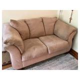 Loveseat w faux suede upholstery