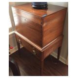 J R Morgan cellarette