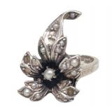 Lot 009   1 Bid(s) Victorian Sterling and Seed Pearl Floral Blossom Ring