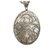 Lot 014   2 Bid(s) Danecraft Sterling Silver Locket Pendant and Necklace
