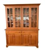 NYMES Country Home Furnishing Collectible and Art Auction