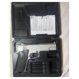 Major Air Gun Collectors Online Auction