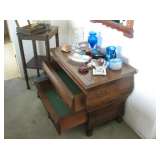 Vintage Henredon 2 drawer Bombe chest