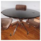 DAYSTROM MID-CENTURY TABLE AND SEATING