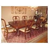 Thomasville Dining Room Suite "Kent Park Collection" Stunning Thomasville Lighted Glass Mahogany Chi