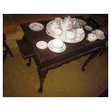 Accent Table opens on each side  