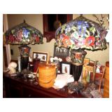 TIFFANY STYLE LIGHTING (HUNDREDS OF CHOICES) 