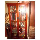Books/BookCases/Display Case 