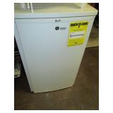 Avanti Small Refrigerator 