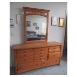 Bassett Bedroom Suite 