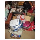 QVC & HSN SHOPPER ALL NEW ITEMS GREAT FOR THE HOLIDAY SHOPPING TONS OF CHRISTMAS HOLIDAY DECORATIONS