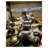 QVC & HSN SHOPPER ALL NEW ITEMS GREAT FOR THE HOLIDAY SHOPPING TONS OF CHRISTMAS HOLIDAY DECORATIONS