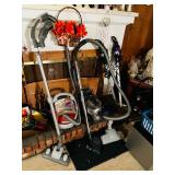 QVC & HSN SHOPPER ALL NEW ITEMS GREAT FOR THE HOLIDAY SHOPPING TONS OF CHRISTMAS HOLIDAY DECORATIONS