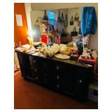 QVC & HSN SHOPPER ALL NEW ITEMS GREAT FOR THE HOLIDAY SHOPPING TONS OF CHRISTMAS HOLIDAY DECORATIONS