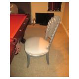 4 Chairs That Go With Tulip Leaf Table 